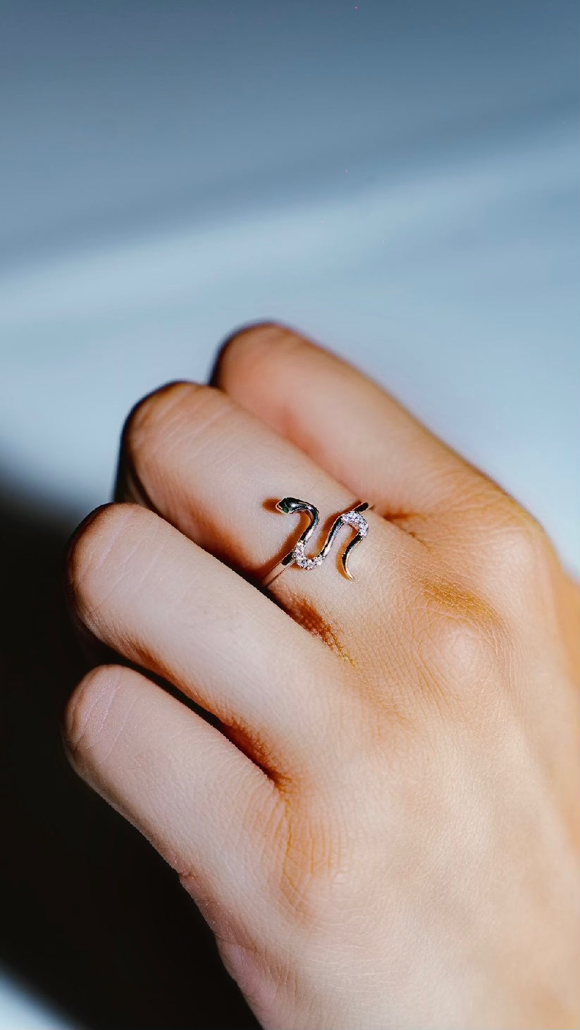 Anillo serpiente fino