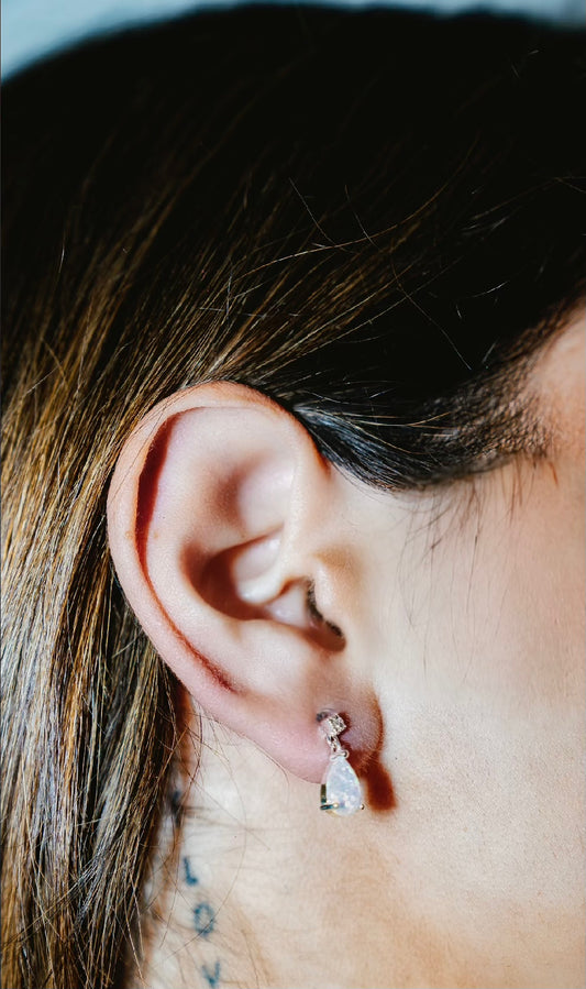 Aretes de gota ópalo